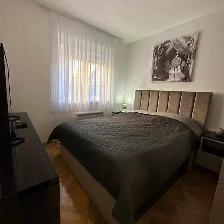Talija 3 *